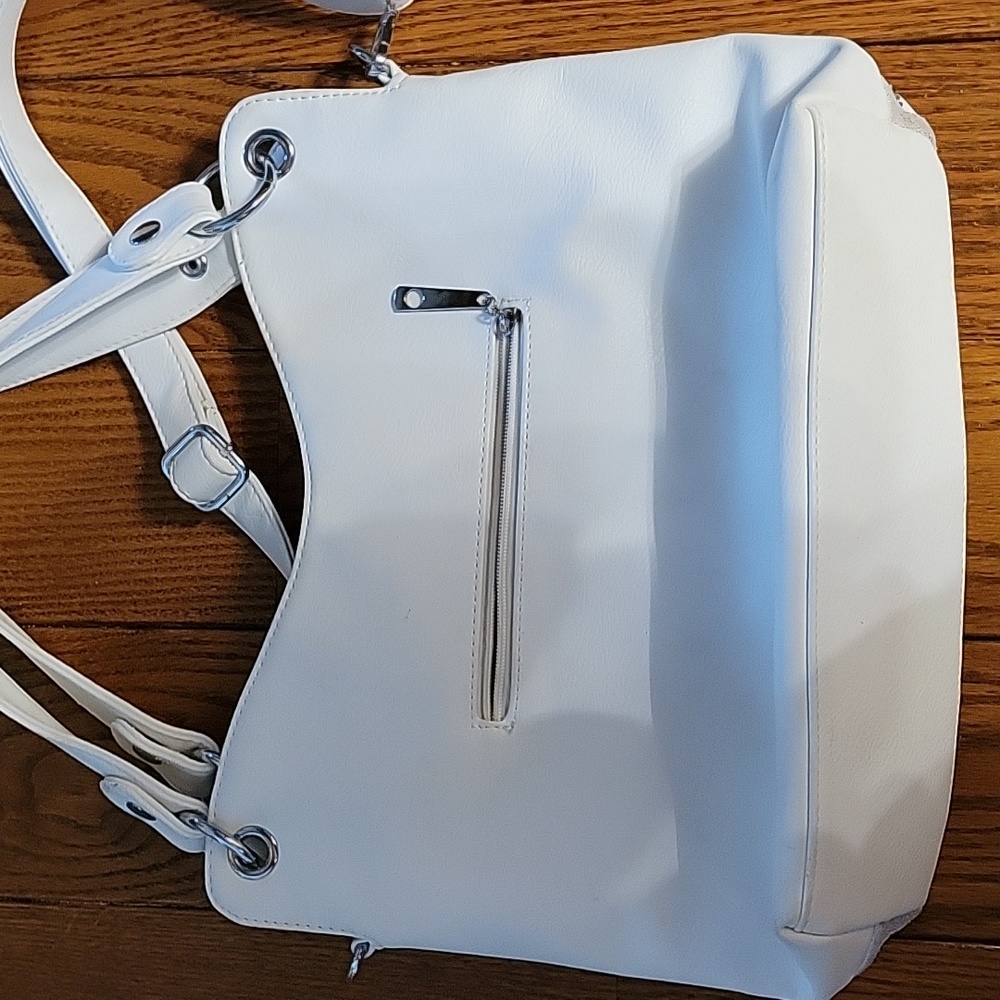 Purse - Picture 3 of 3